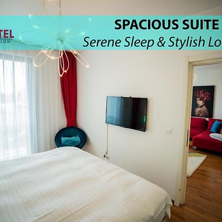 Red Hotel Riviera Suite&Lake Cluj-Napoca Ngoại thất bức ảnh